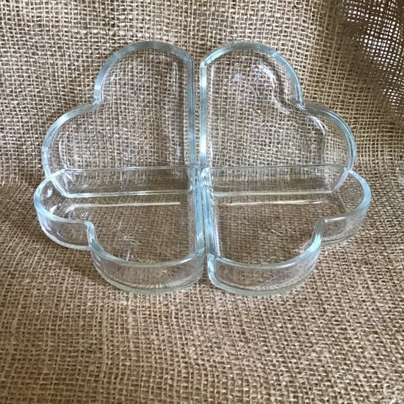 Pfaltzgraff Clear Glass Serving Dishes set of 4 Heart Shaped bowls - Picture 6 of 7